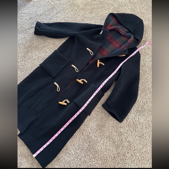 Vintage Orvis Duffle Coat Wool Cashmere Plaid Lined Toggle England
Size Medium - Picture 12 of 12